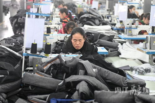 沖刺開(kāi)門(mén)紅，內(nèi)江外貿(mào)企業(yè)生產(chǎn)忙 嬰童用品器材產(chǎn)業(yè)馬力全開(kāi)